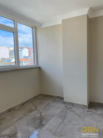 13-ÇAYIROVA YENİ MAHALLE DE LÜX 3+1 DİRE
